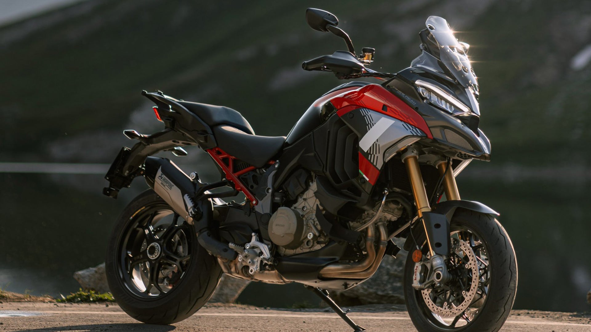 Multistrada V4 Pikes Peak