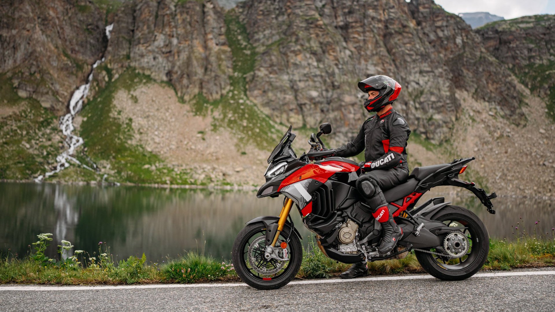 Multistrada V4 Pikes Peak
