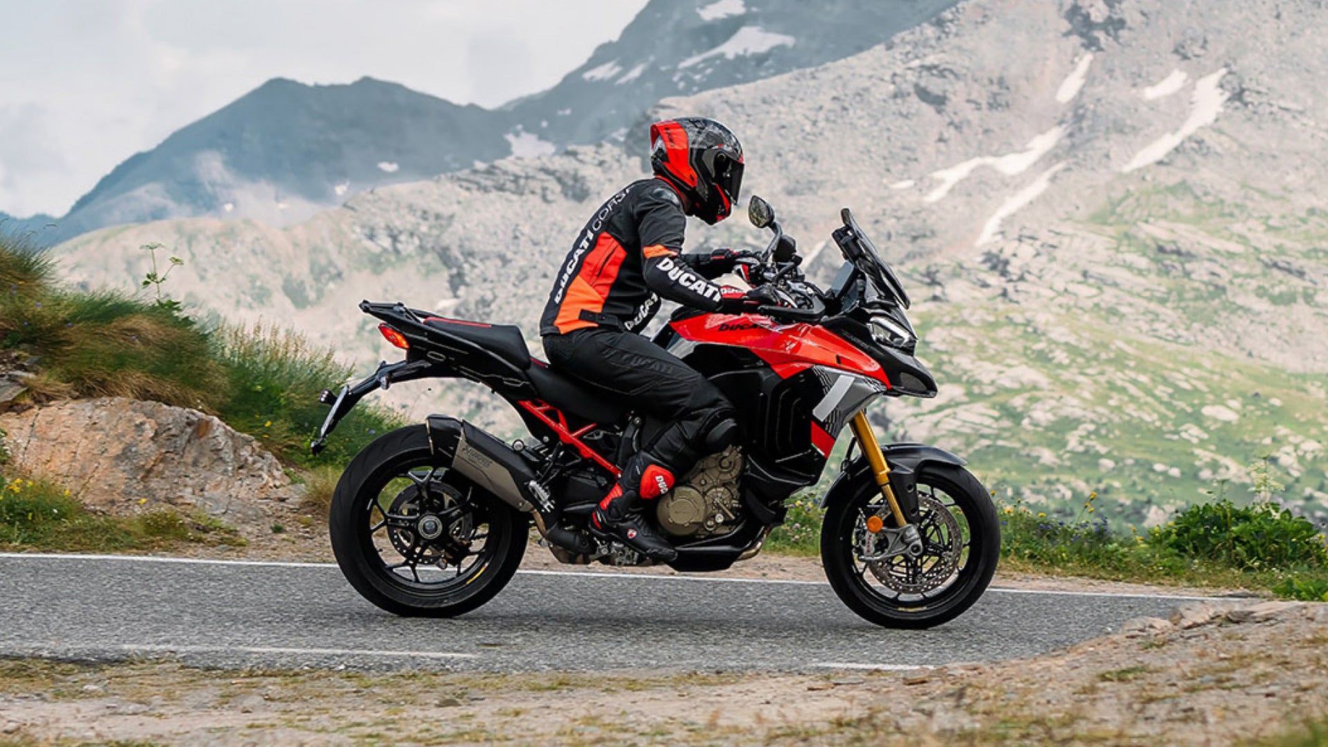 Multistrada V4 Pikes Peak