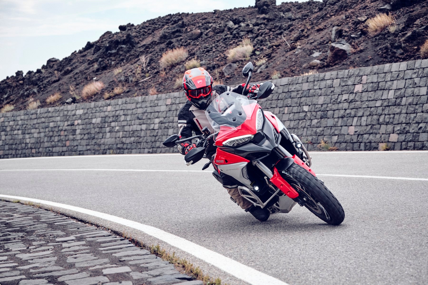 Multistrada V4 S T&R Rines Rayos