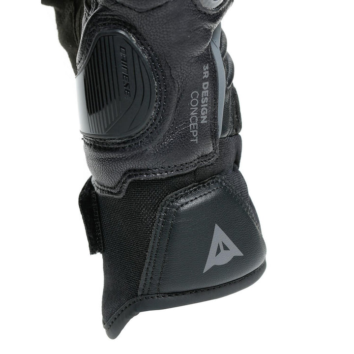 GUANTES DE PIEL DAINESE CARBON 3 CORTOS NEGROS