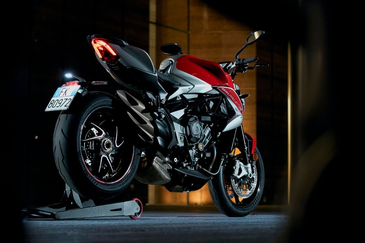 BRUTALE 800 RR