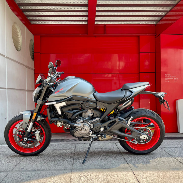 SEMINUEVA Ducati Monster Plus