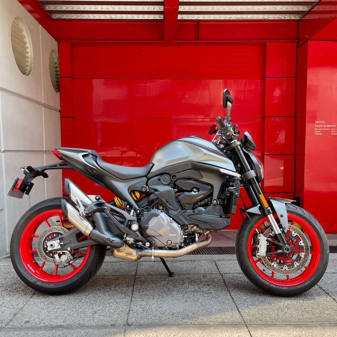 SEMINUEVA Ducati Monster Plus