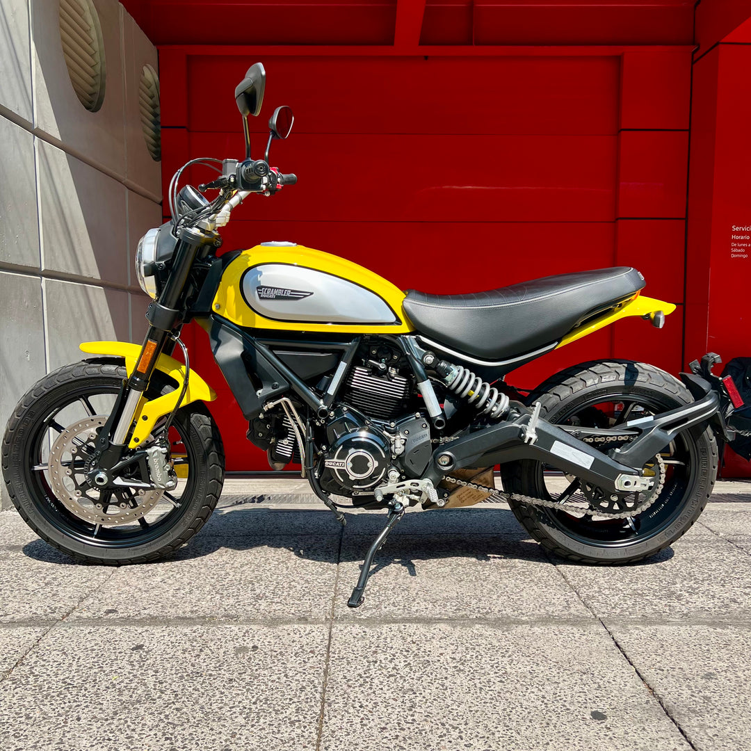 SEMINUEVA Ducati Scrambler Icon Yellow