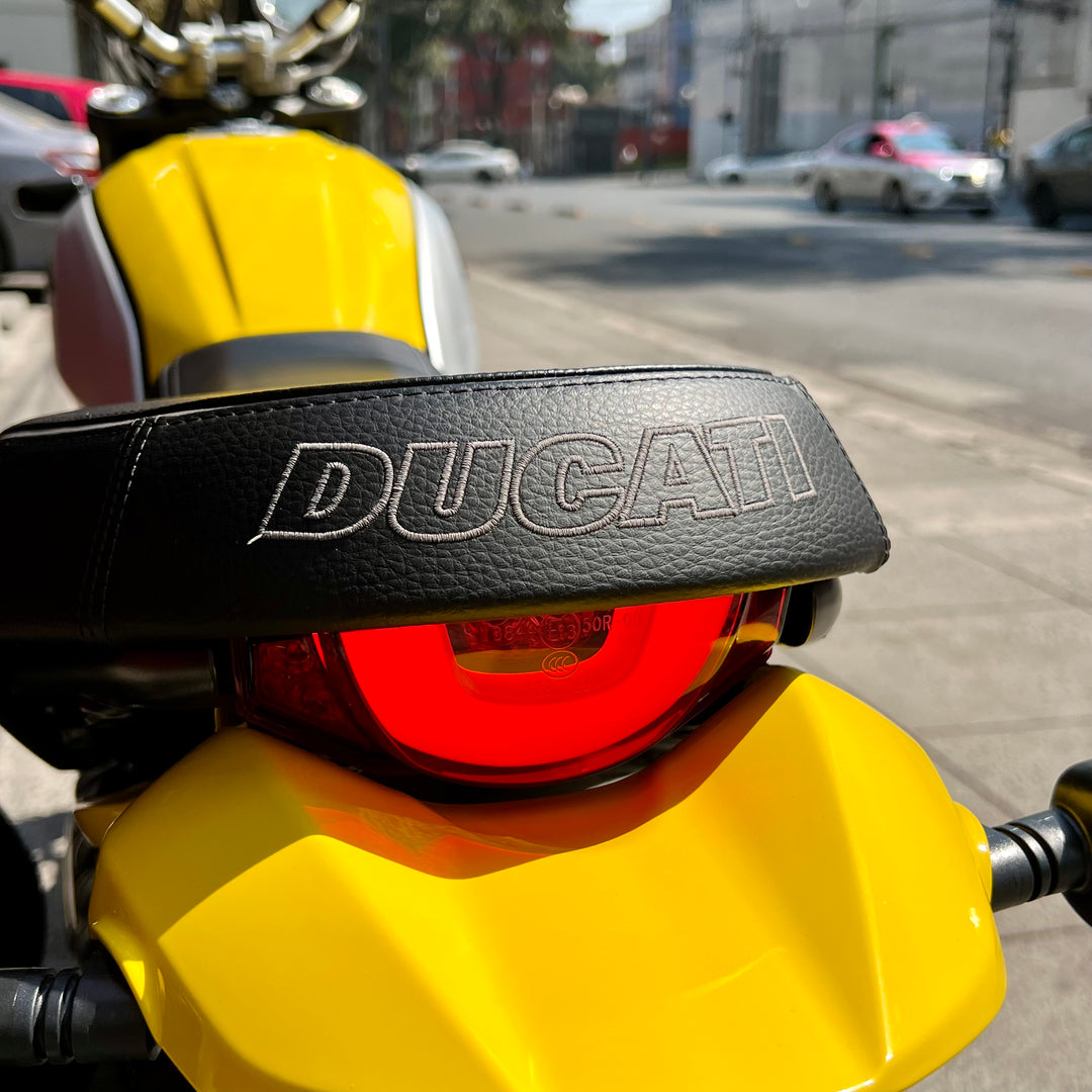 SEMINUEVA Ducati Scrambler Icon Yellow