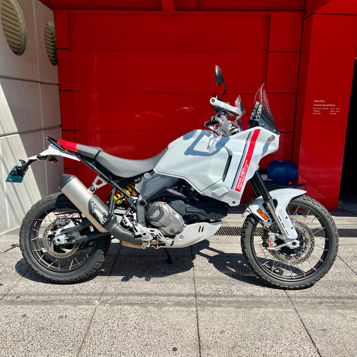 SEMINUEVA Ducati Desert X