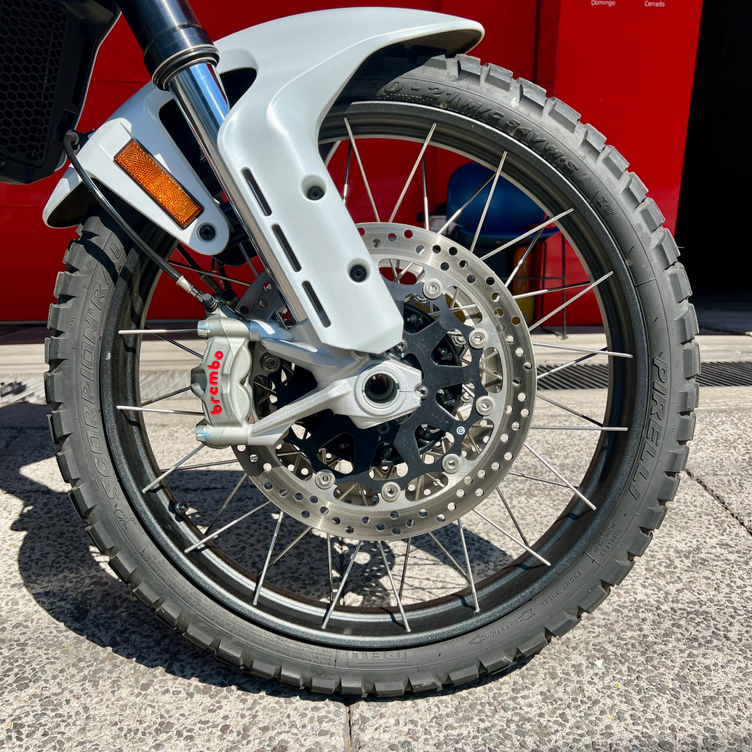 SEMINUEVA Ducati Desert X