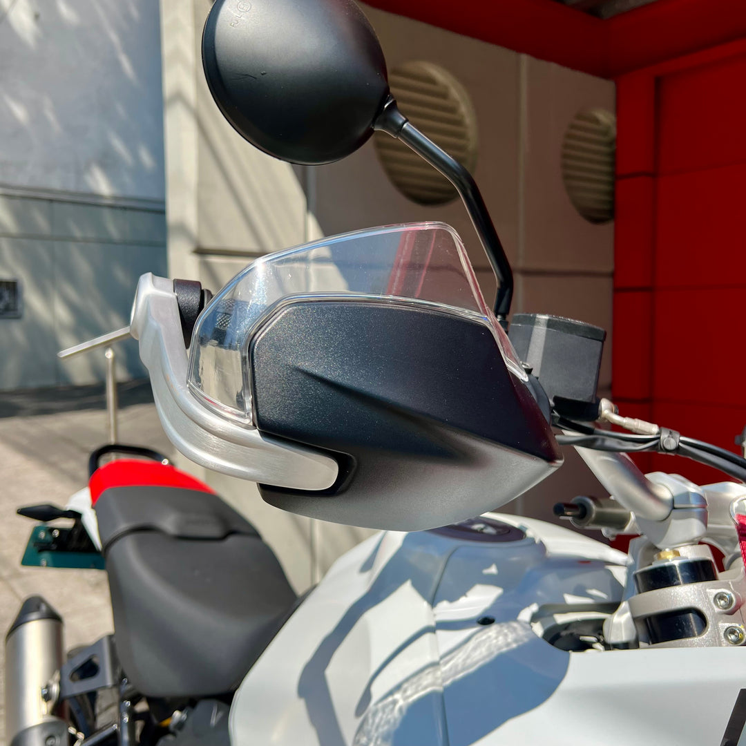 SEMINUEVA Ducati Desert X