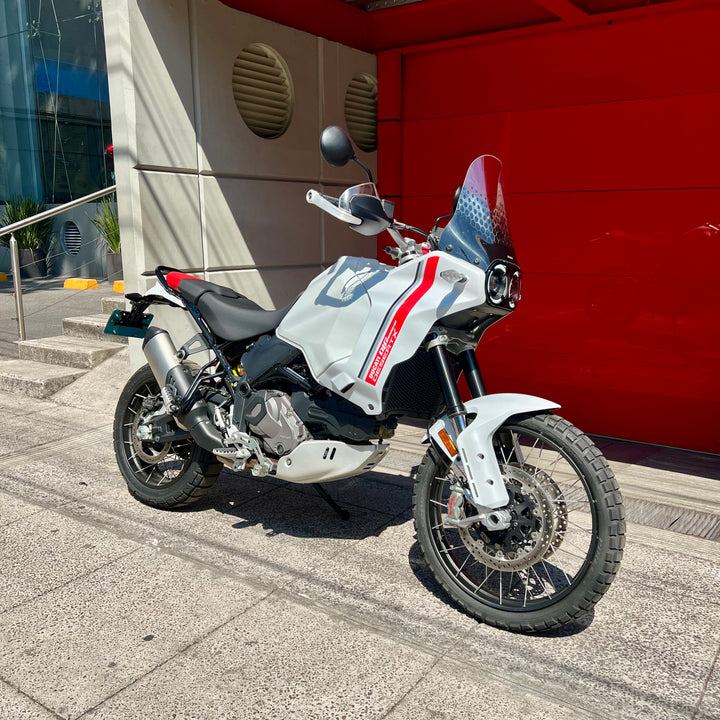 SEMINUEVA Ducati Desert X
