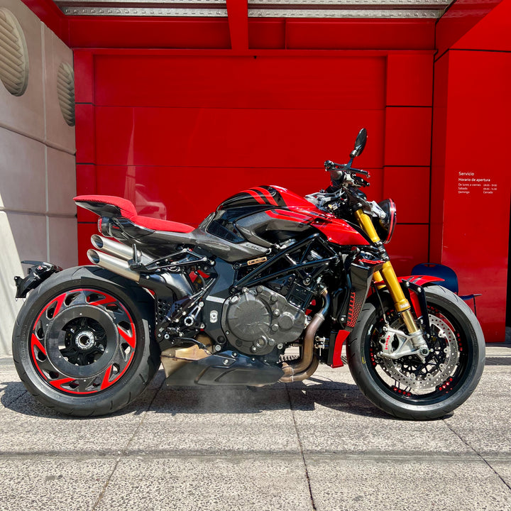 SEMINUEVA MV AGUSTA RUSH