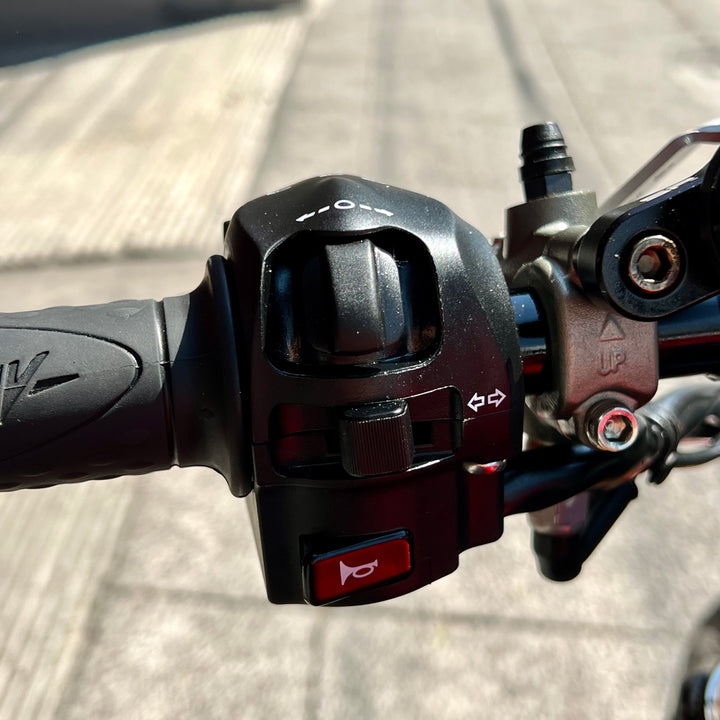 SEMINUEVA MV AGUSTA RUSH