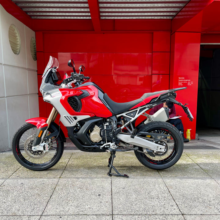 SEMINUEVA MV AGUSTA ENDURO VELOCE
