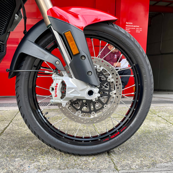 SEMINUEVA MV AGUSTA ENDURO VELOCE