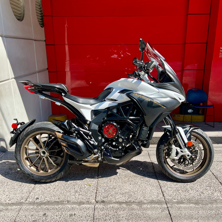 SEMINUEVA MV AGUSTA TURISMO VELOCE LUSSO SCS