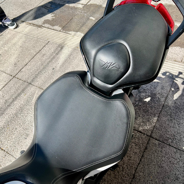 SEMINUEVA MV AGUSTA TURISMO VELOCE LUSSO SCS