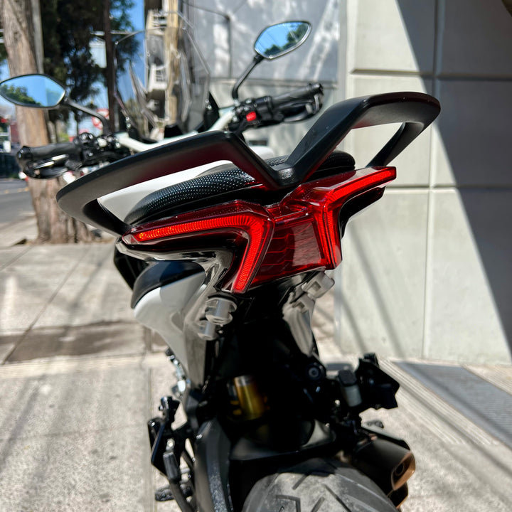 SEMINUEVA MV AGUSTA TURISMO VELOCE LUSSO SCS