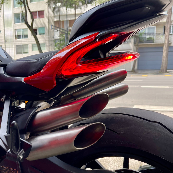 SEMINUEVA MV AGUSTA BRUTALE 1000 RS