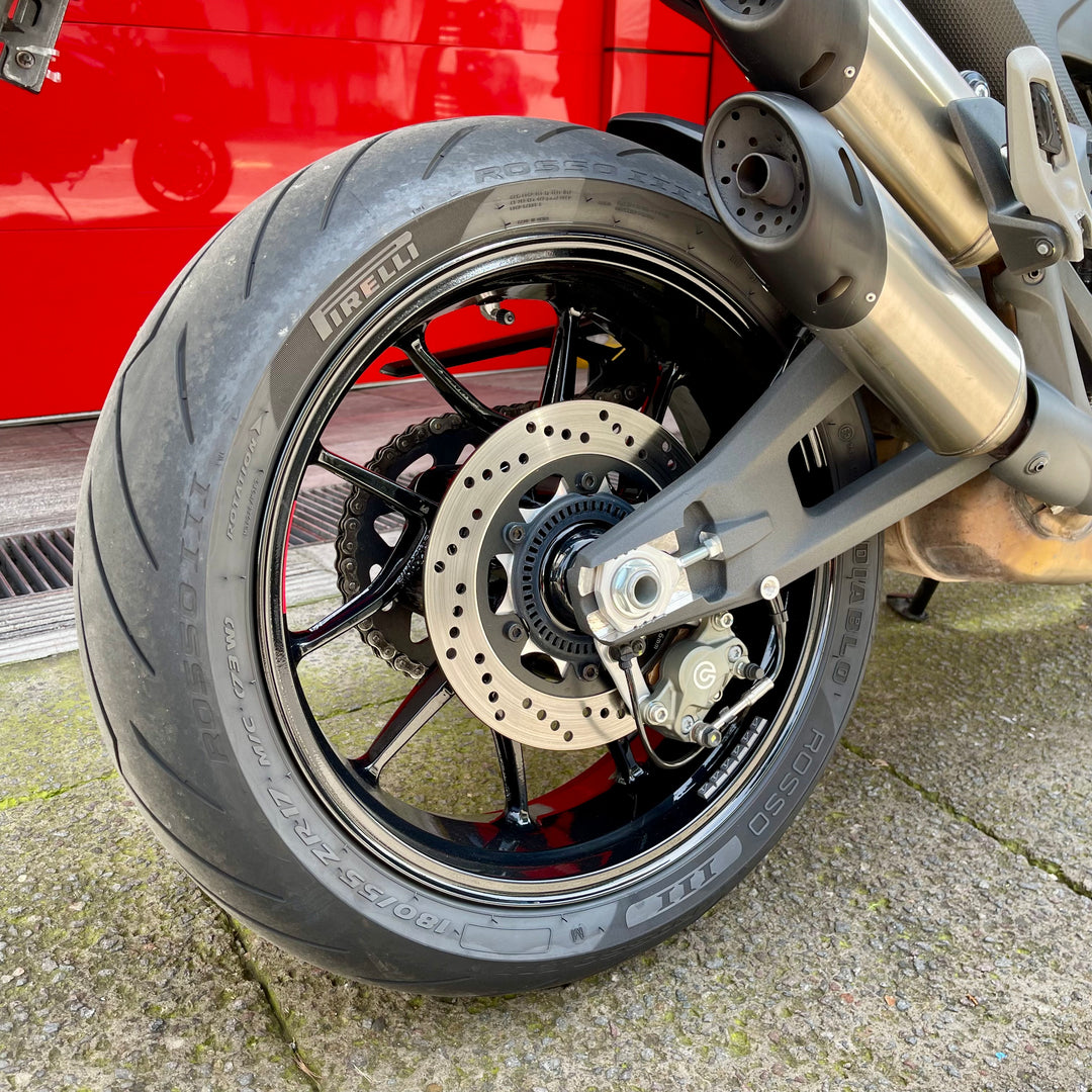 SEMINUEVA Ducati Monster Plus