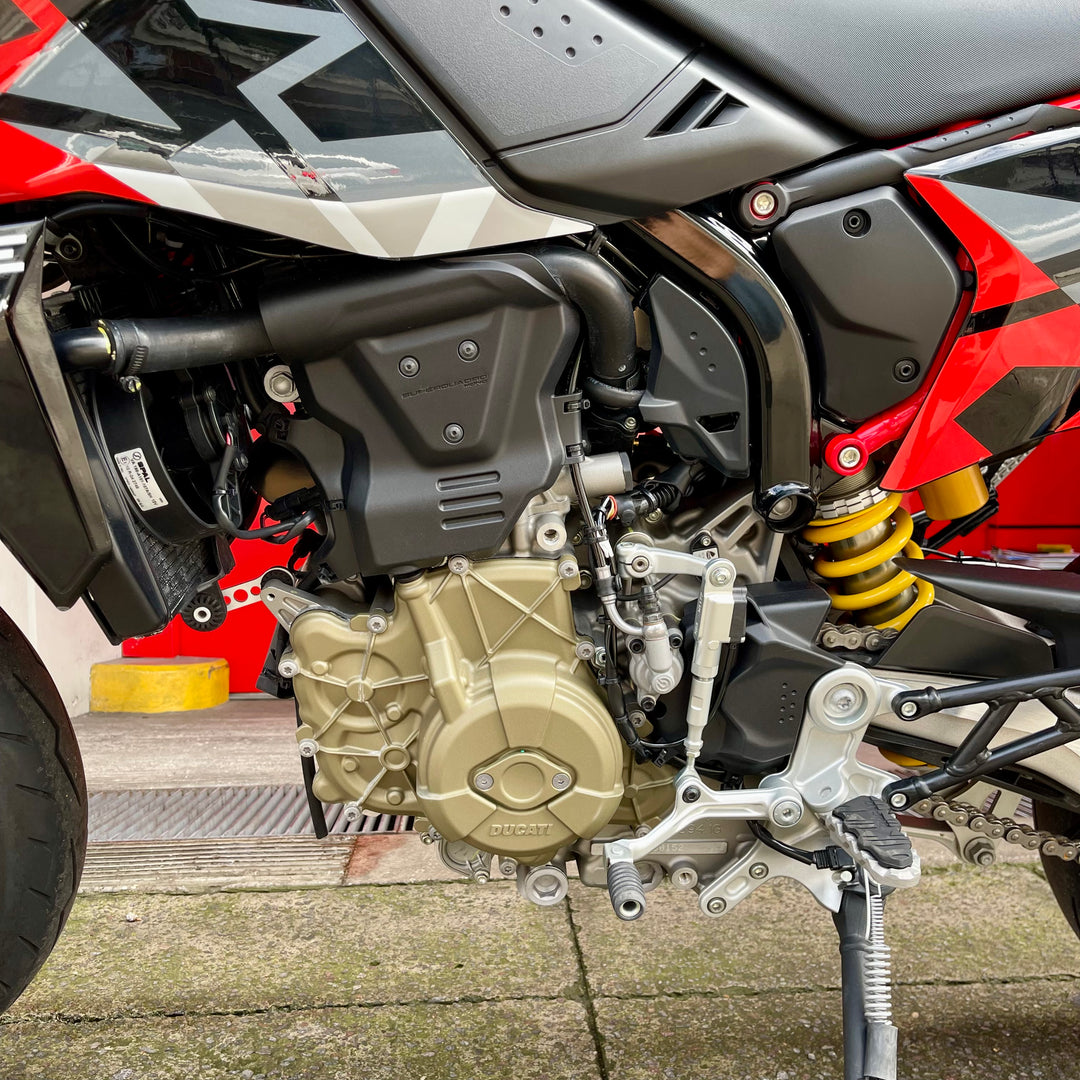 SEMINUEVA Ducati Hypermotard 698 RVE