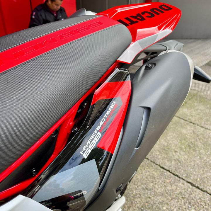 SEMINUEVA Ducati Hypermotard 698 RVE