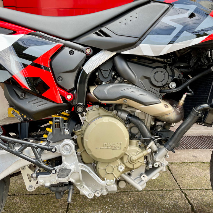 SEMINUEVA Ducati Hypermotard 698 RVE