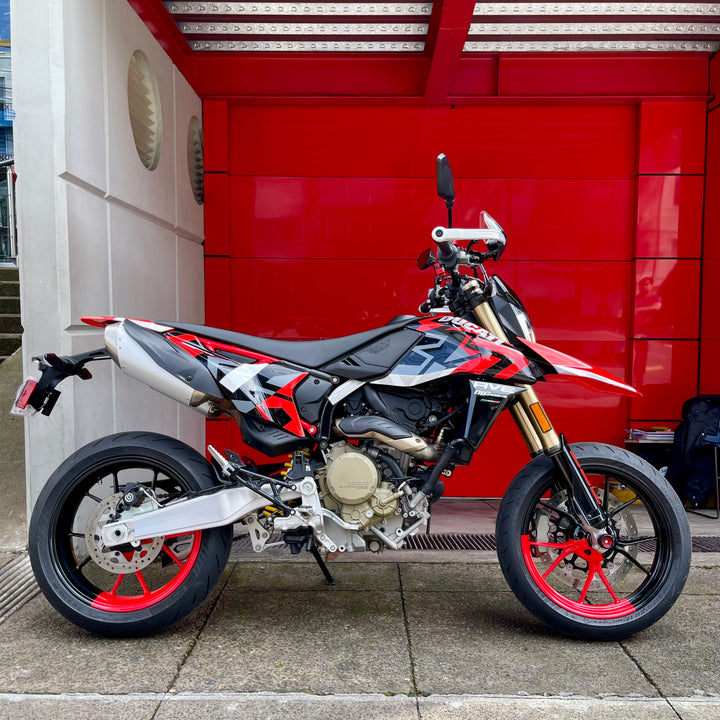 SEMINUEVA Ducati Hypermotard 698 RVE