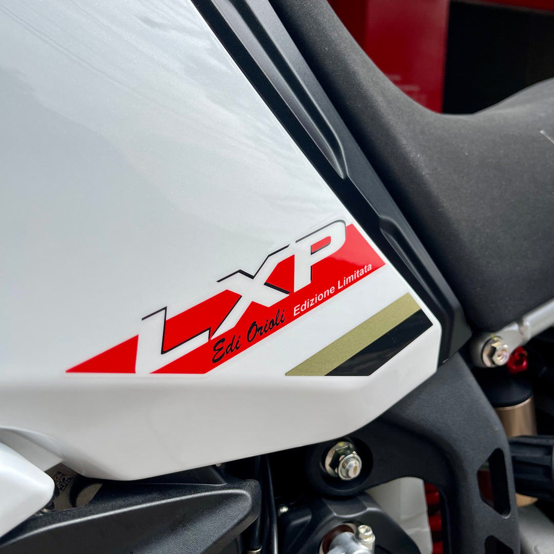 SEMINUEVA MV AGUSTA LXP ORIOLI   #17/500