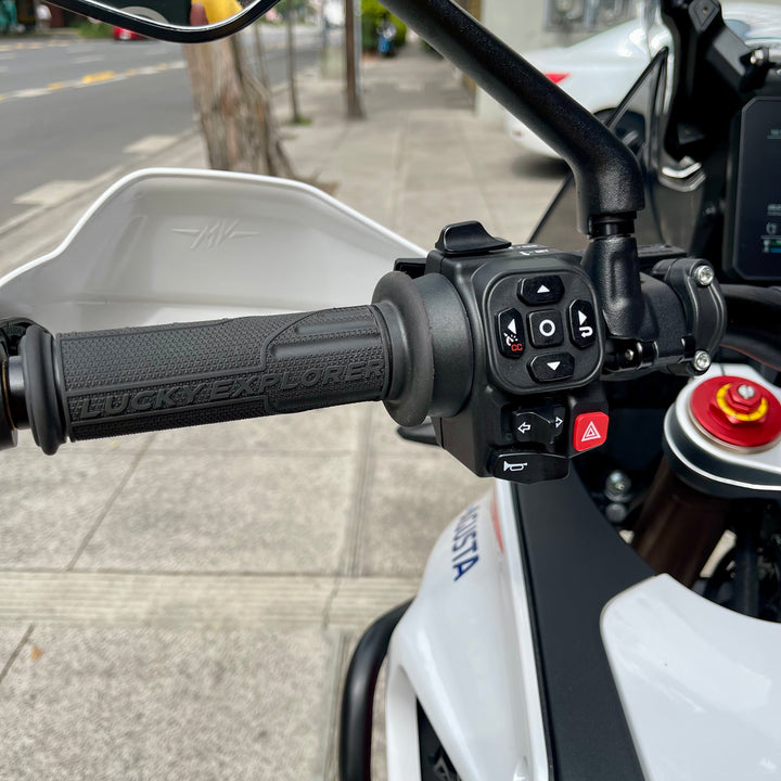 SEMINUEVA MV AGUSTA LXP ORIOLI   #17/500