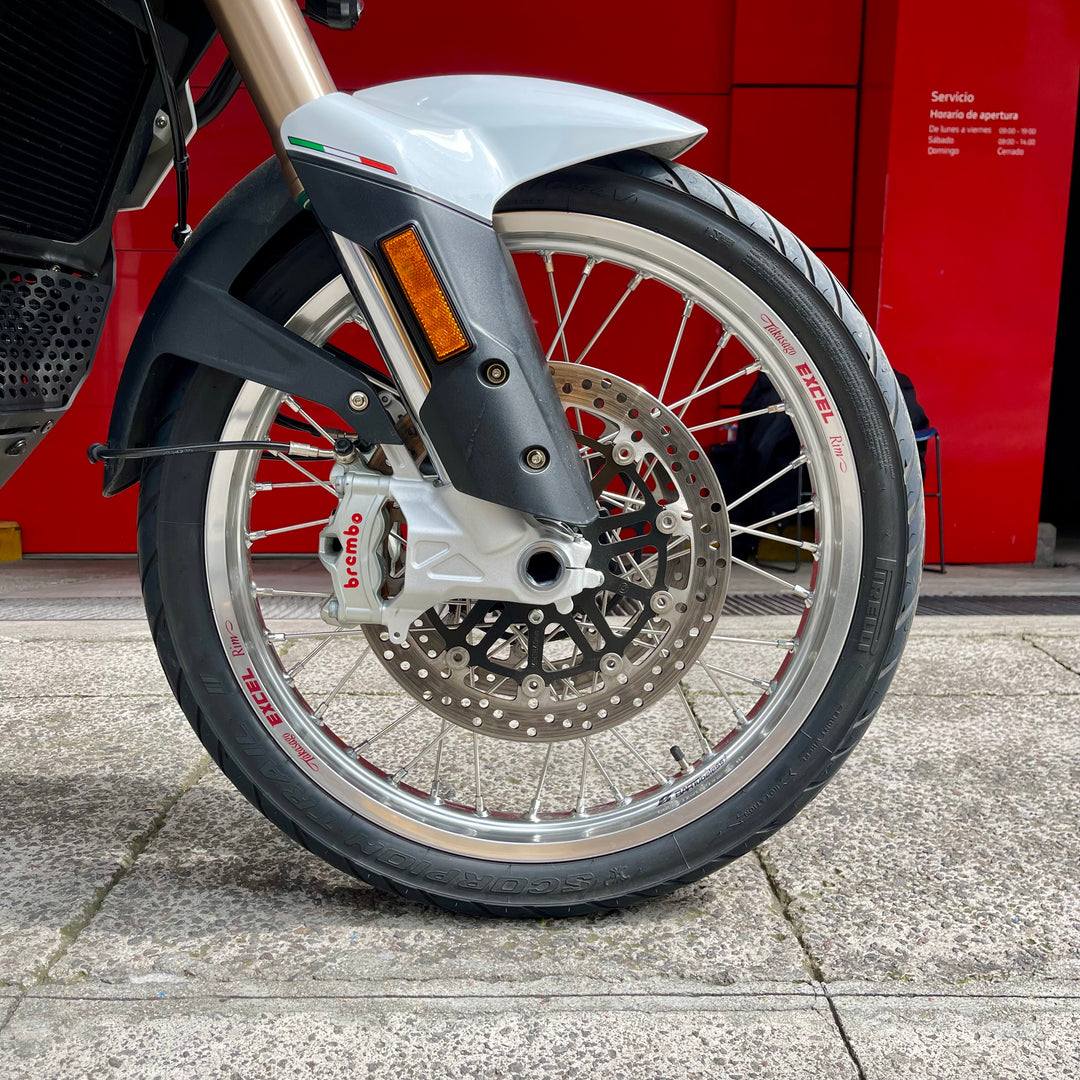 SEMINUEVA MV AGUSTA LXP ORIOLI   #17/500