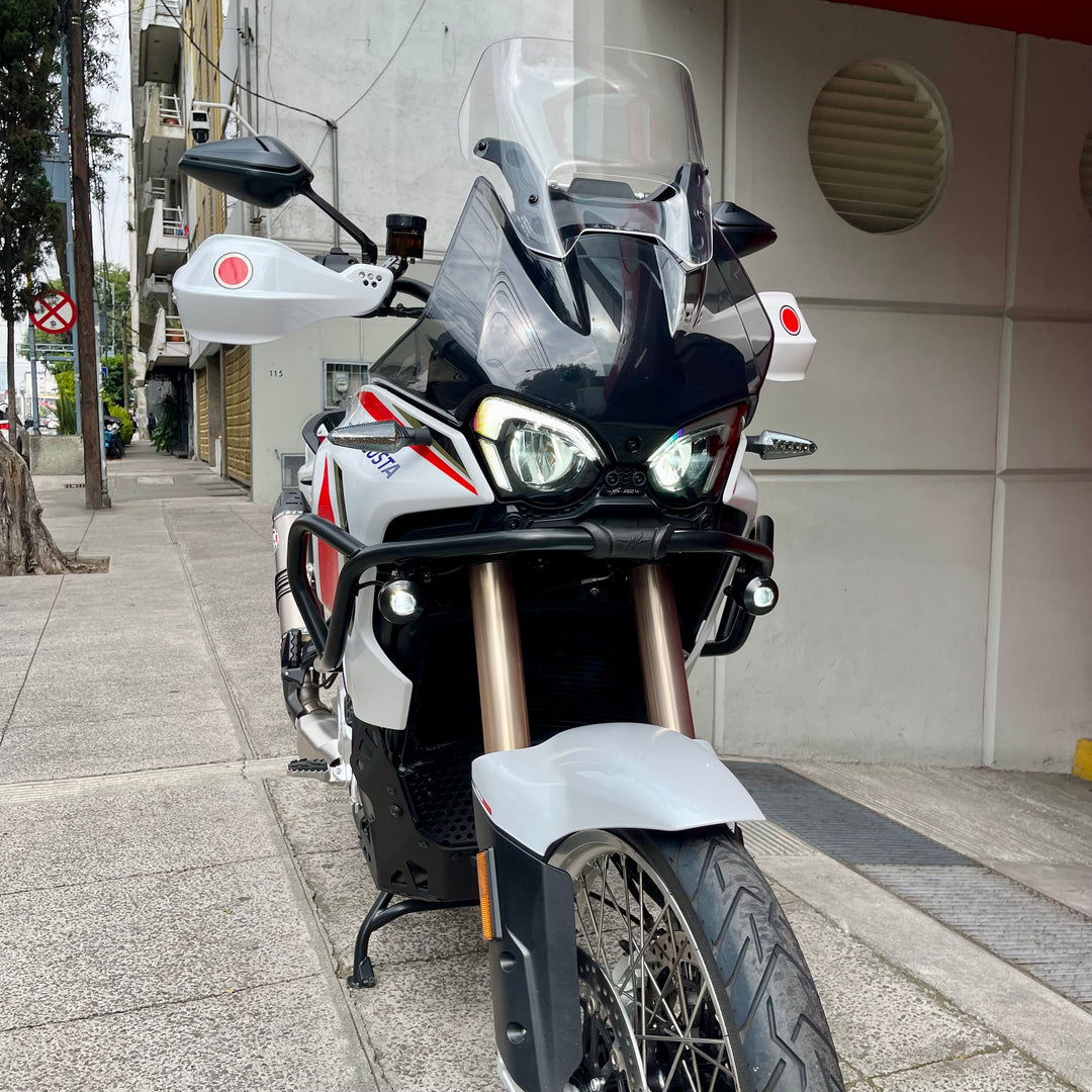 SEMINUEVA MV AGUSTA LXP ORIOLI   #17/500