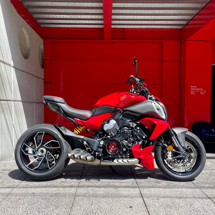 SEMINUEVA Ducati Diavel V4