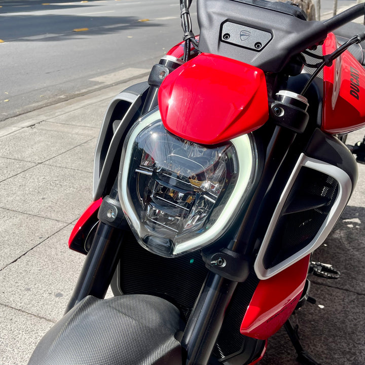 SEMINUEVA Ducati Diavel V4