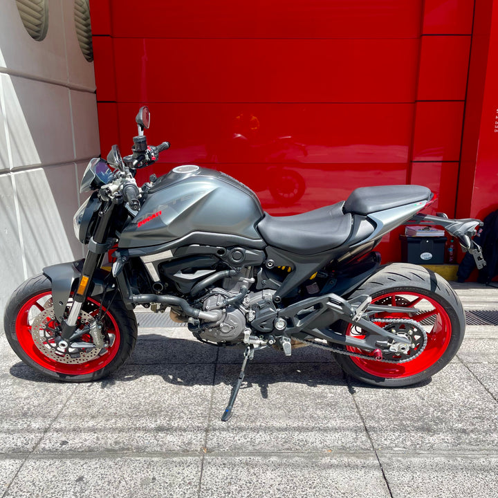 SEMINUEVA Ducati Monster Plus