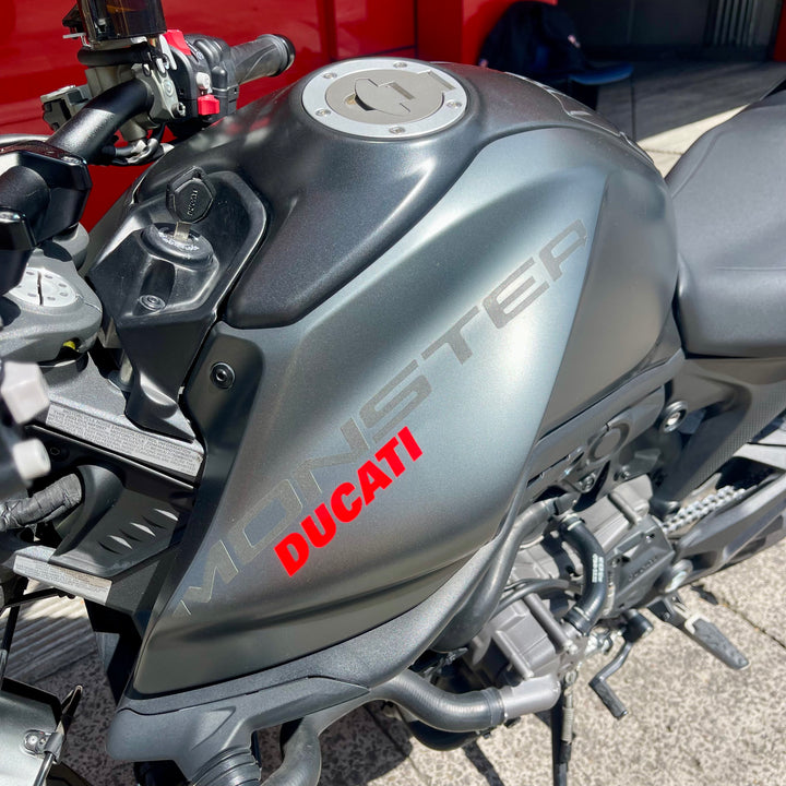 SEMINUEVA Ducati Monster Plus