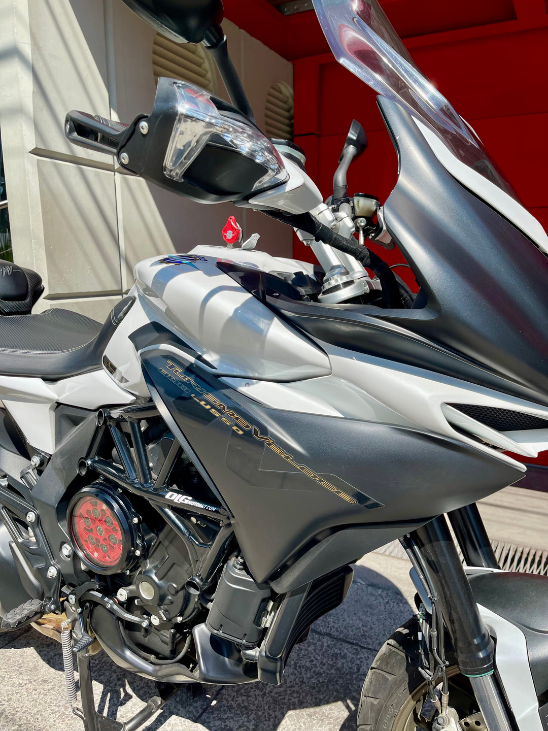 SEMINUEVA MV AGUSTA TURISMO VELOCE LUSSO SCS