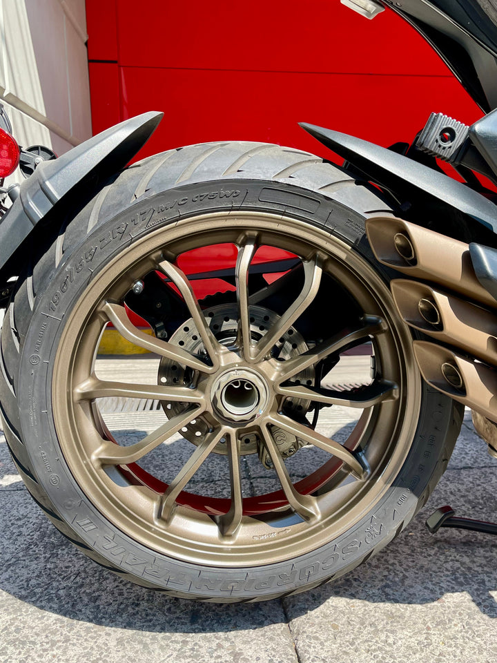 SEMINUEVA MV AGUSTA TURISMO VELOCE LUSSO SCS