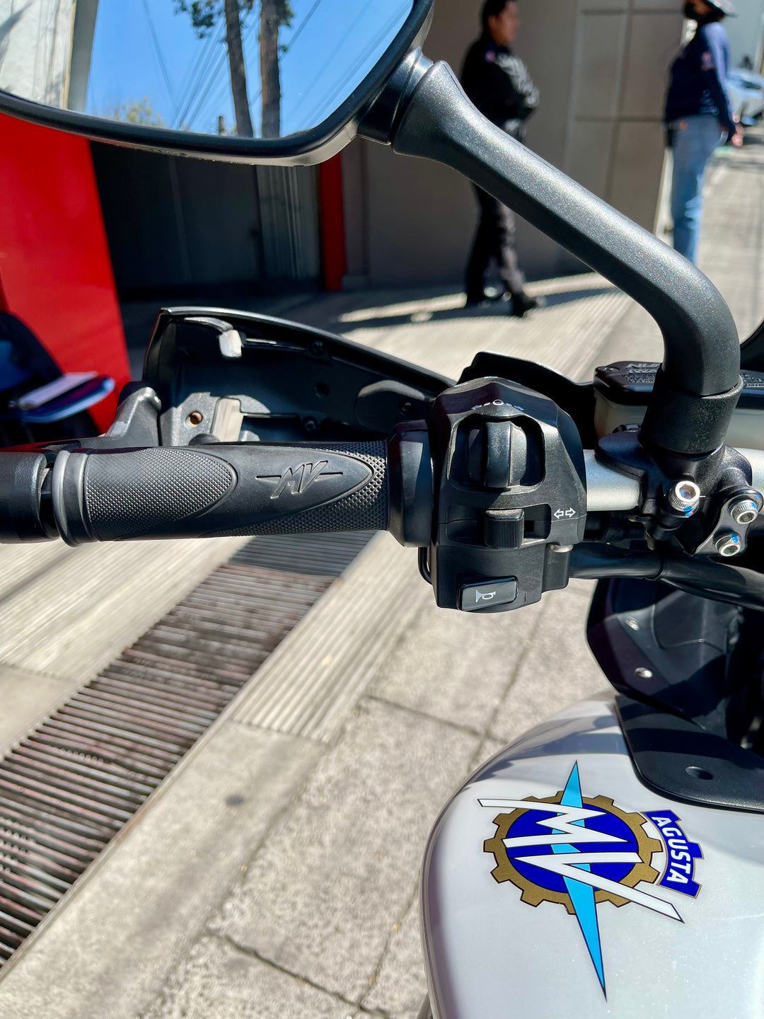 SEMINUEVA MV AGUSTA TURISMO VELOCE LUSSO SCS