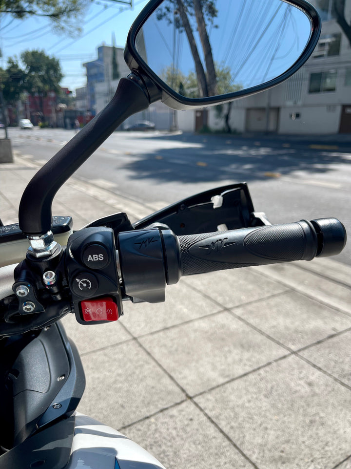 SEMINUEVA MV AGUSTA TURISMO VELOCE LUSSO SCS