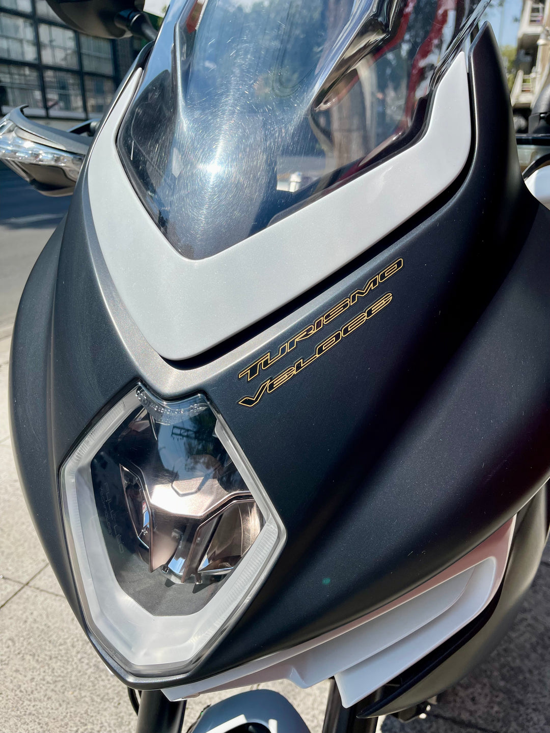 SEMINUEVA MV AGUSTA TURISMO VELOCE LUSSO SCS