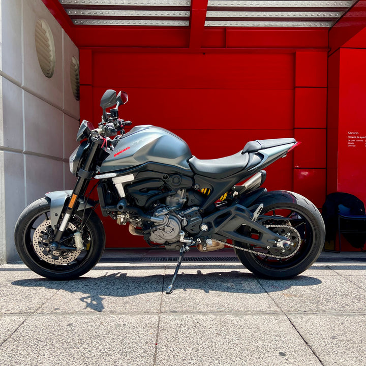 SEMINUEVA Ducati Monster Plus