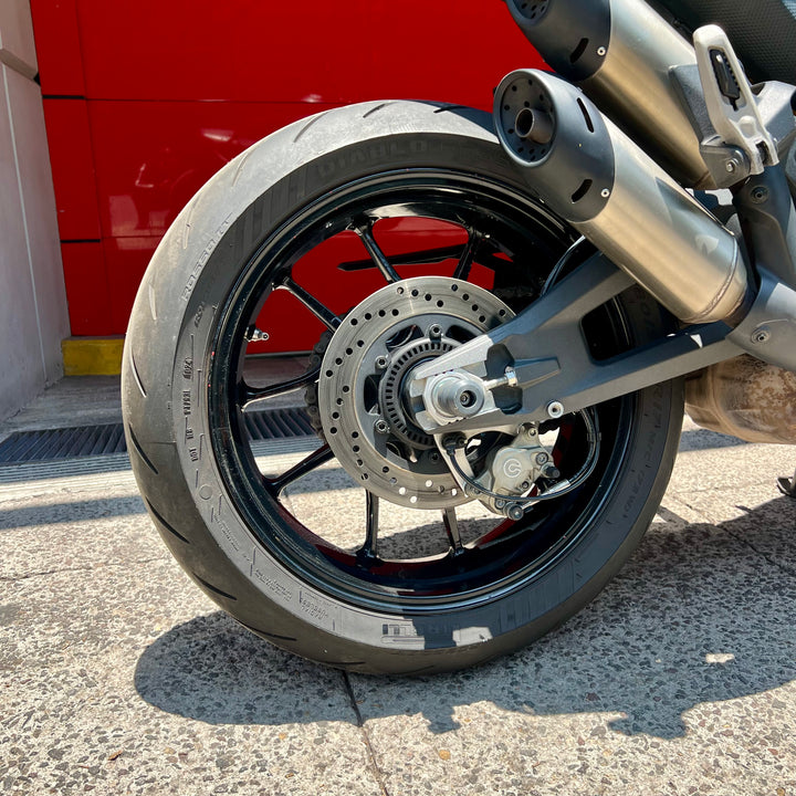 SEMINUEVA Ducati Monster Plus