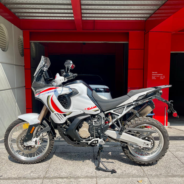 SEMINUEVA MV AGUSTA LXP ORIOLI   #17/500