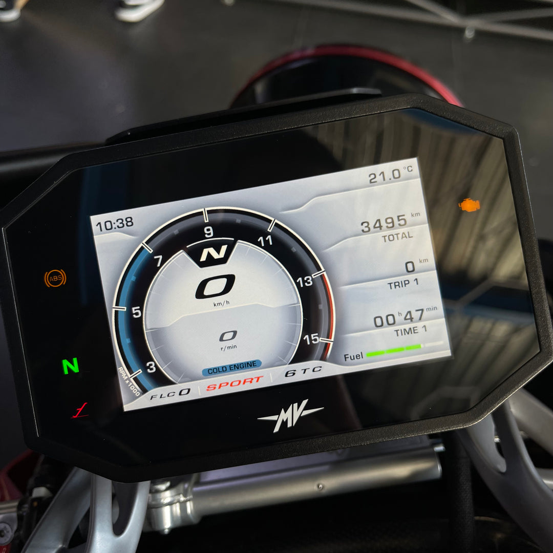 SEMINUEVA MV AGUSTA RUSH