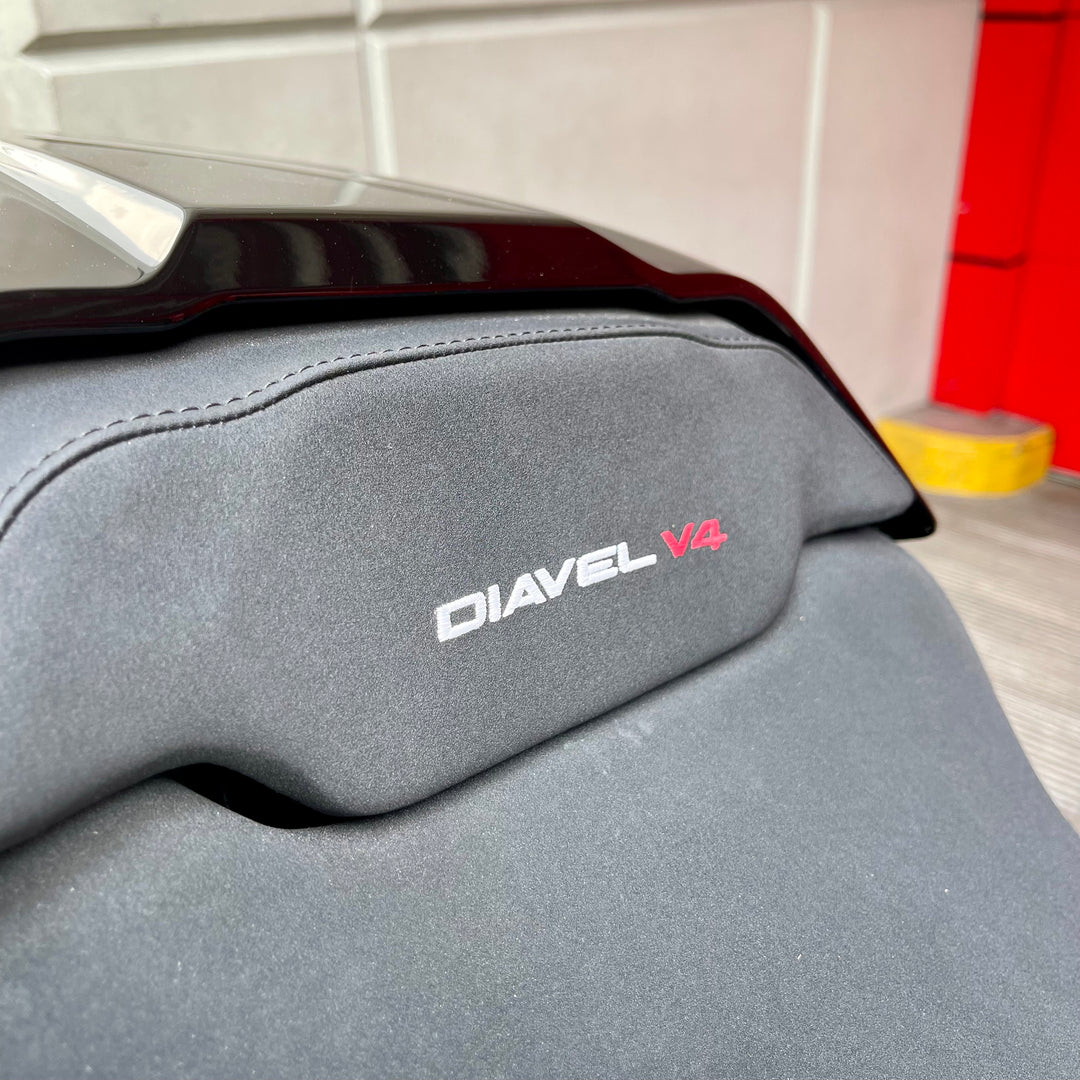 SEMINUEVA Ducati Diavel V4