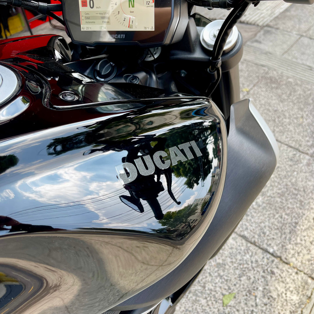 SEMINUEVA Ducati Diavel V4