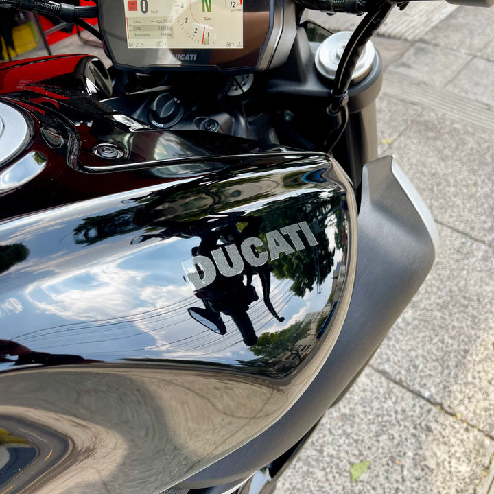SEMINUEVA Ducati Diavel V4