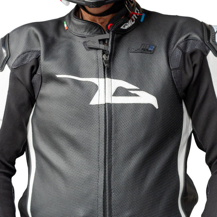 TRAJE DE PIEL GIMOTO MUGELLO AIR NEGRO/BLANCO
