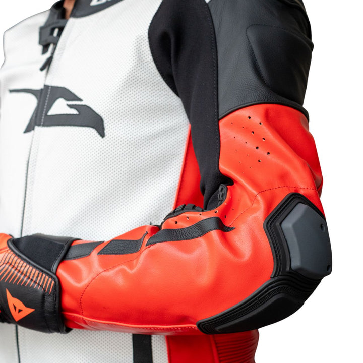TRAJE DE PIEL GIMOTO MUGELLO AIR BLANCO/ROJO