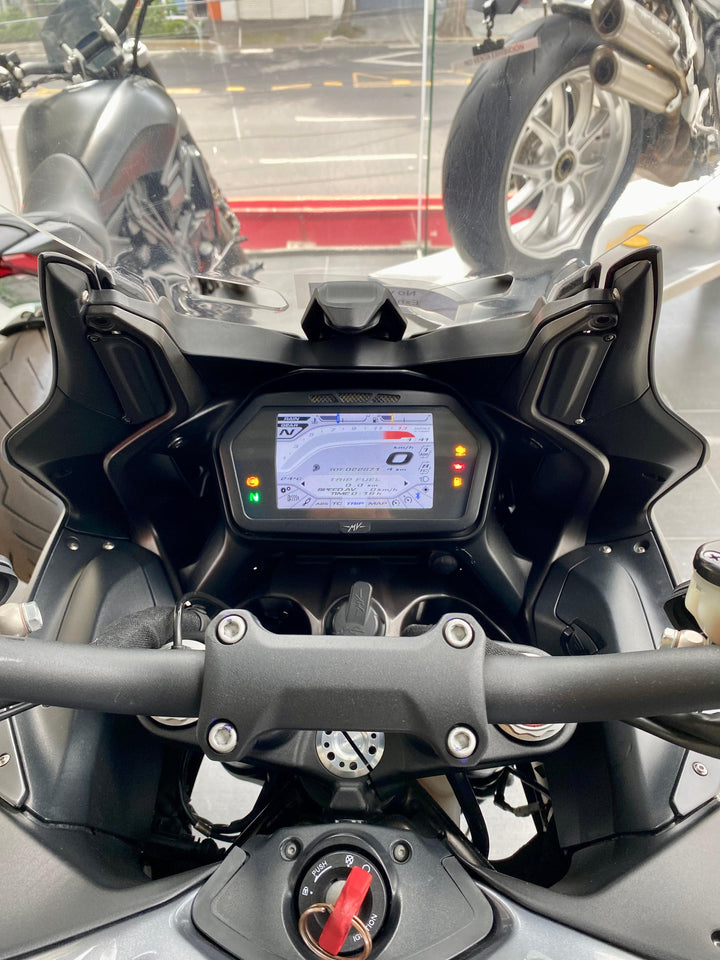 SEMINUEVA MV Agusta Turismo Veloce Lusso SCS